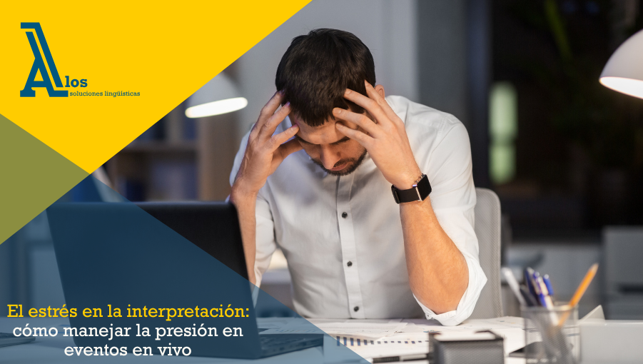 Joven estresado frente al ordenador por exceso de trabajo.