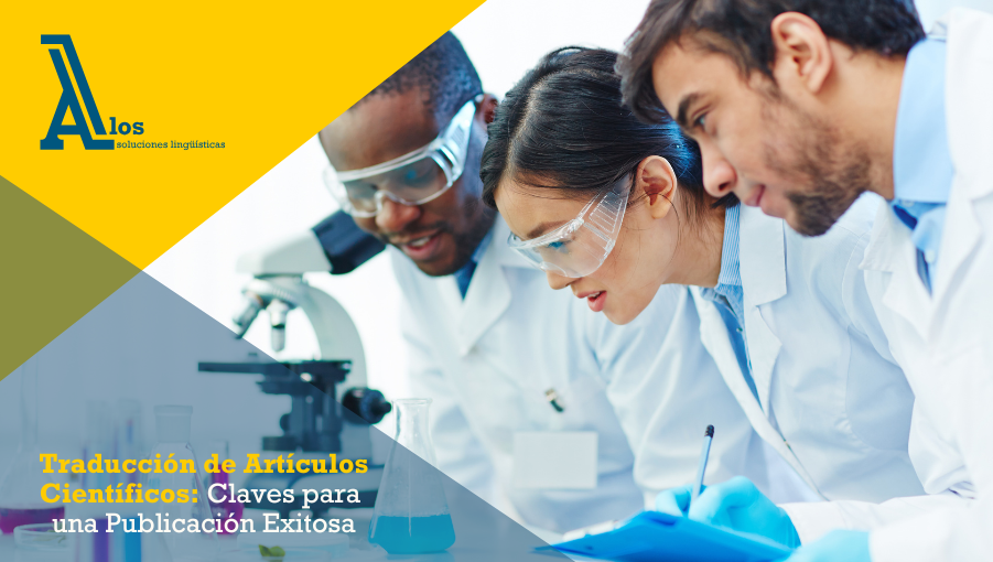 Investigadores trabajando en laboratorio: dos usan un microscopio y uno toma notas para redactar un artículo científico.