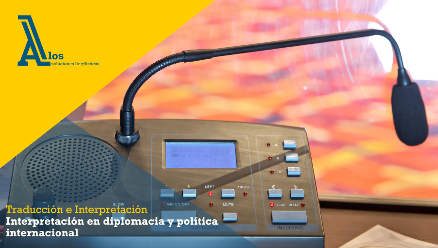 Micrófono en una cabina de interpretación.