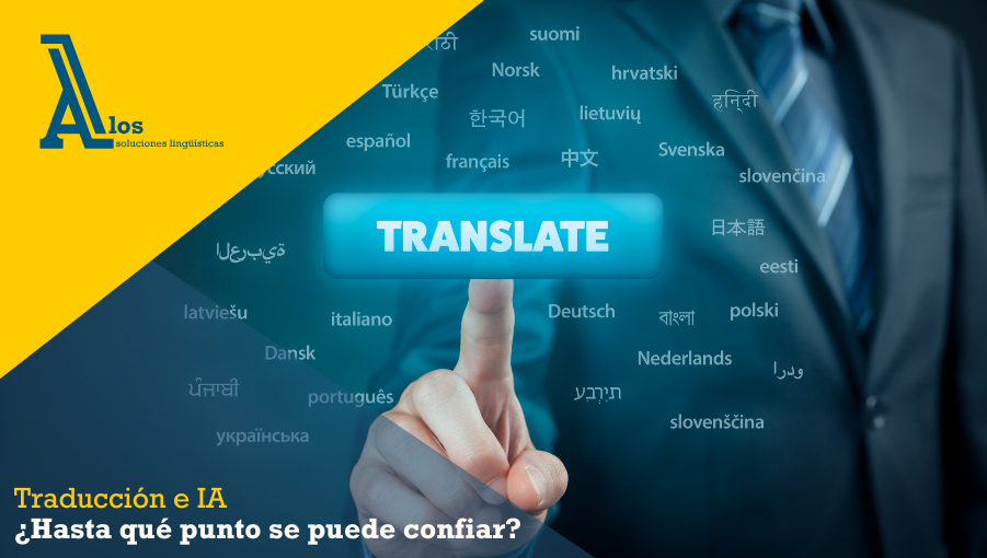 Manos de un robot utilizando un portátil y una tablet para traducir, representando el uso de la inteligencia artificial en la traducción automática.
