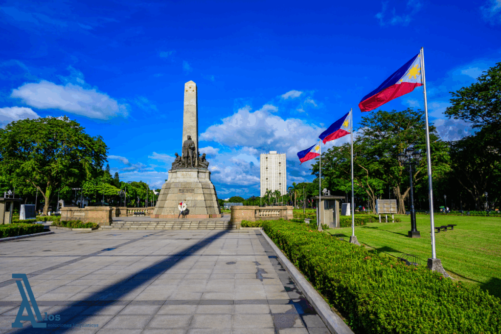 Monumento a José Rizal en Manila, Filipinas, símbolo nacional de independencia y orgullo histórico filipino