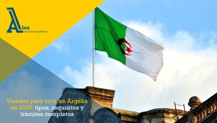 Bandera nacional de Argelia colgada de un edificio bajo cielo azul