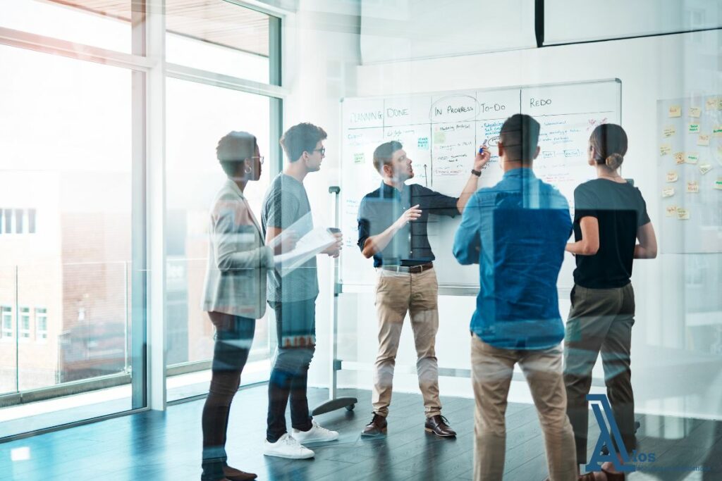 formación de inglés para empleados diferencias entre academia, plataforma online y formación in-company