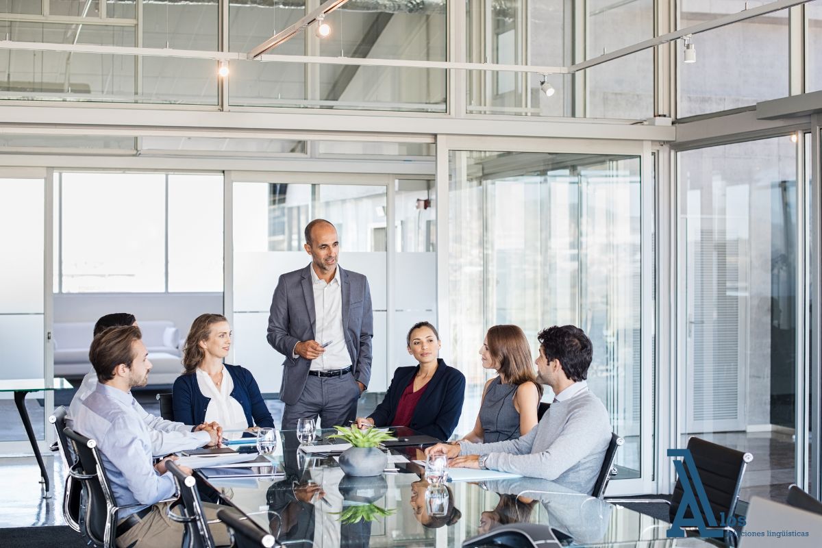 como elegir entre formacion grupal e individual para idiom
